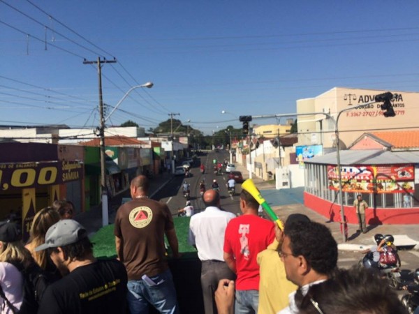 carreata levou protesto para bairros da zona sul – Divulgação/Sindicato dos Servidores