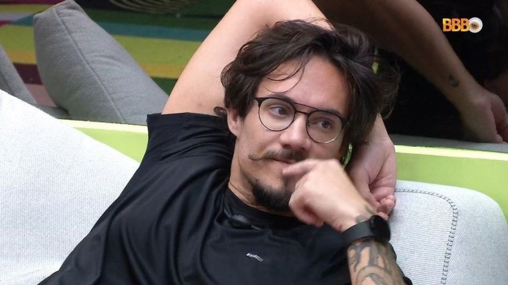 'BBB 22': Eliezer tem nudes vazadas e equipe se pronuncia 'BBB 22': Eliezer tem nudes vazadas e equipe se pronuncia