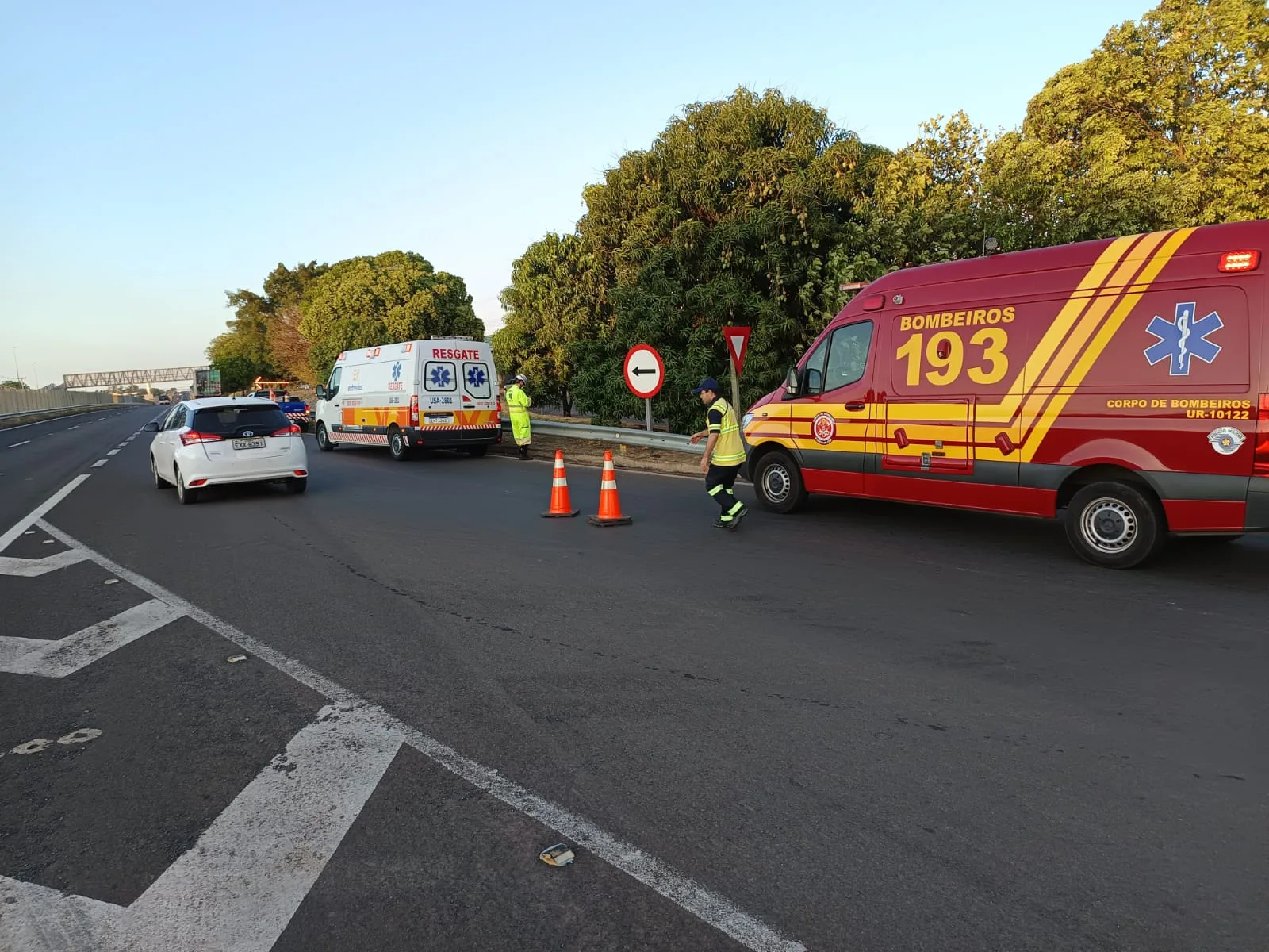 Homem de 35 anos morre atropelado na SP-333