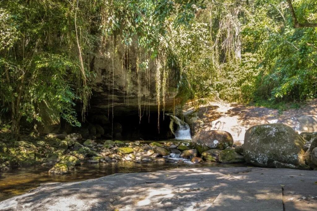 Veja o que conhecer em Ilhabela durante um final de semana