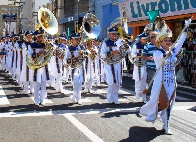 Banda Marcial abre vagas em Marília