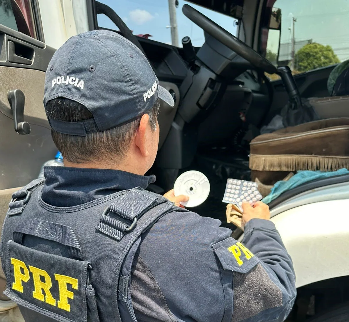 Policiais flagram rebites e longo período sem descanso