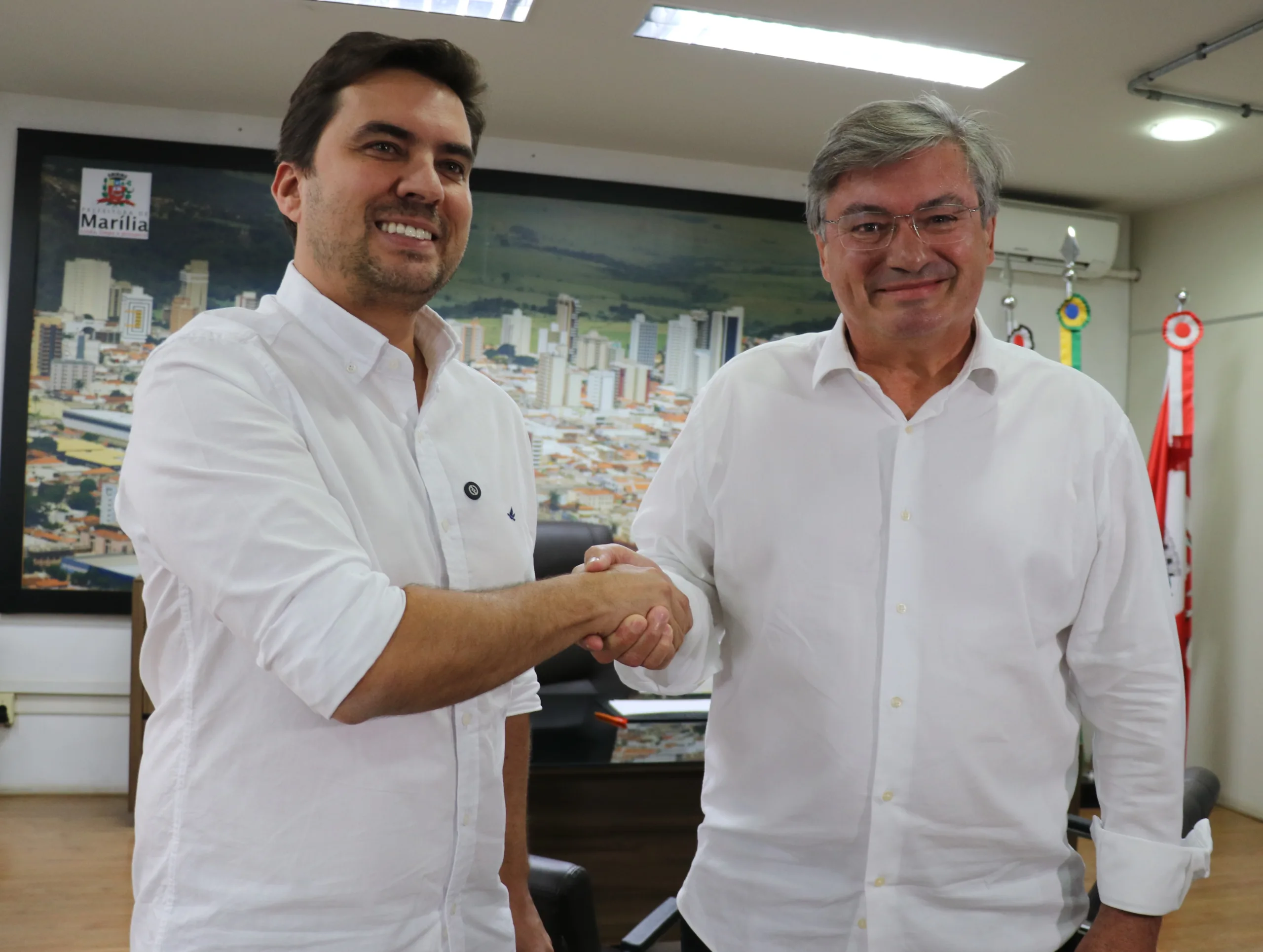 Vinícius Camarinha e Daniel Alonso no encontro para iniciar transição