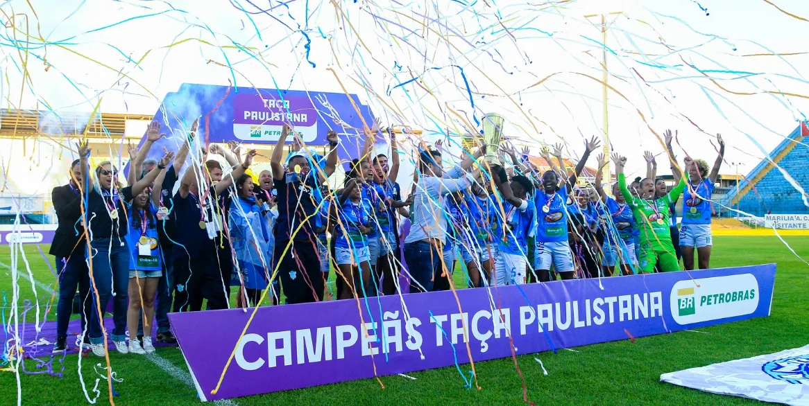 MAC vence em casa e conquista Taça Feminina