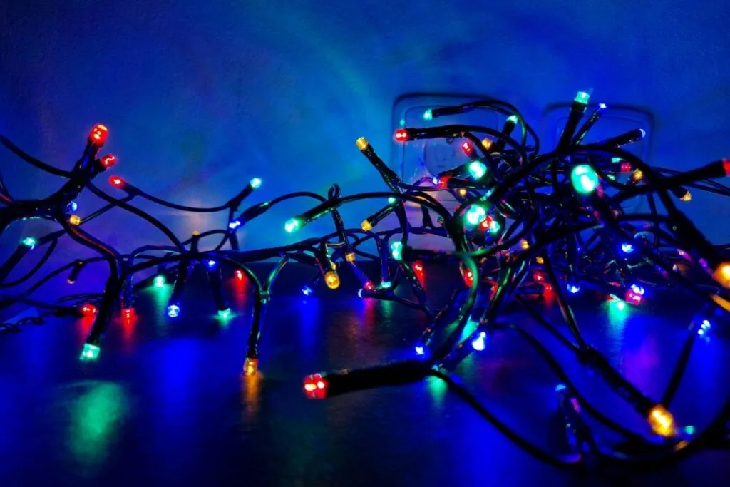 10 dicas para evitar acidentes elétricos com a decoração de Natal