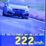 Polícia Rodoviária flagra veículo a 222km/h na região de Marília