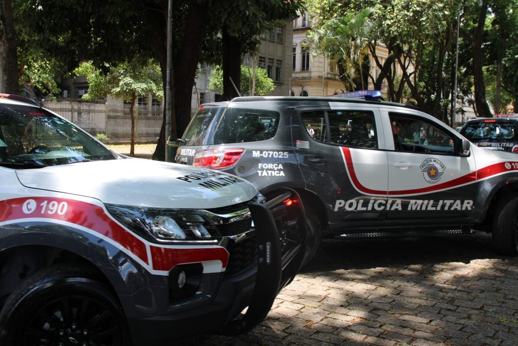 Justiça prende policial que arremessou homem de ponte