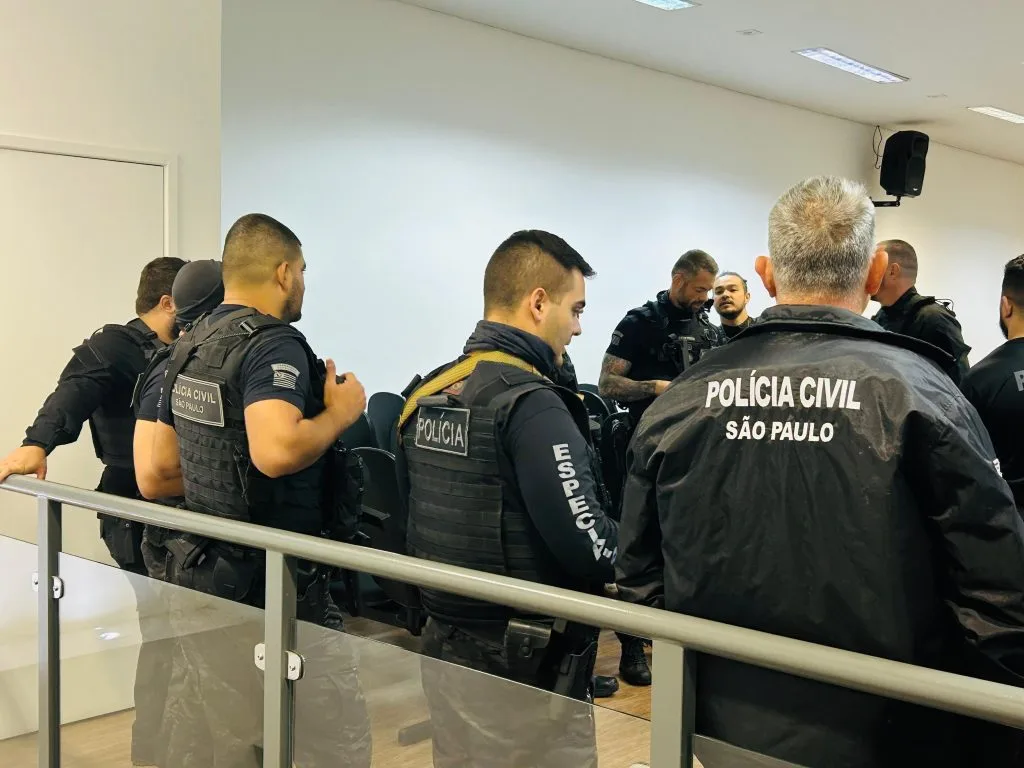 Operação mira advogados e ONG por apoio a facção e atinge Oeste Paulista