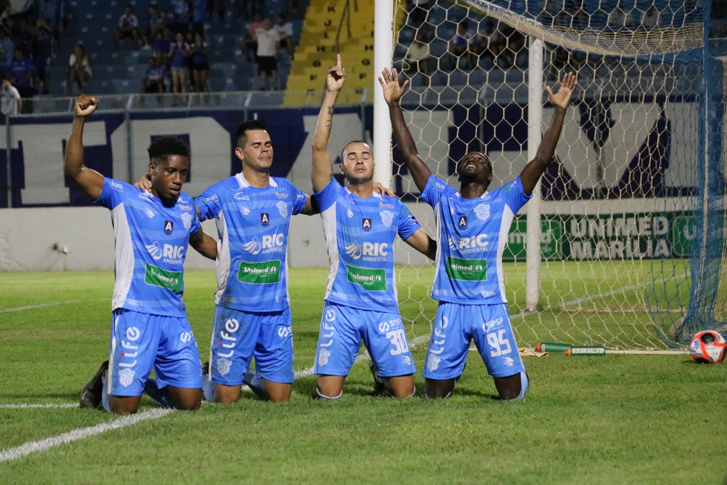 MAC tem vitória importante em primeiro jogo no Abreuzão
