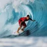 Gabriel Medina está fora da temporada 2025 após lesão