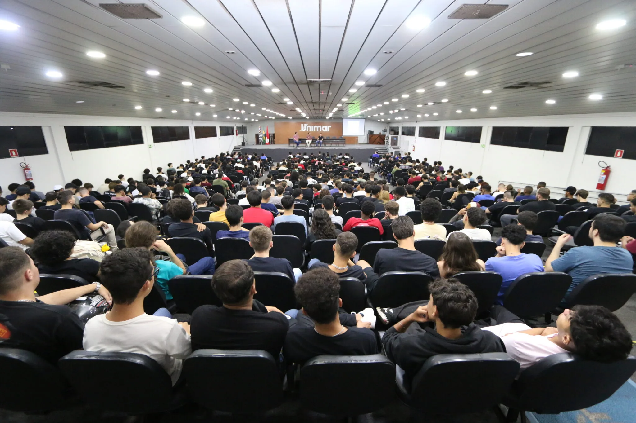 Tecnologia da Informação faz aula inaugural com palestra na Unimar