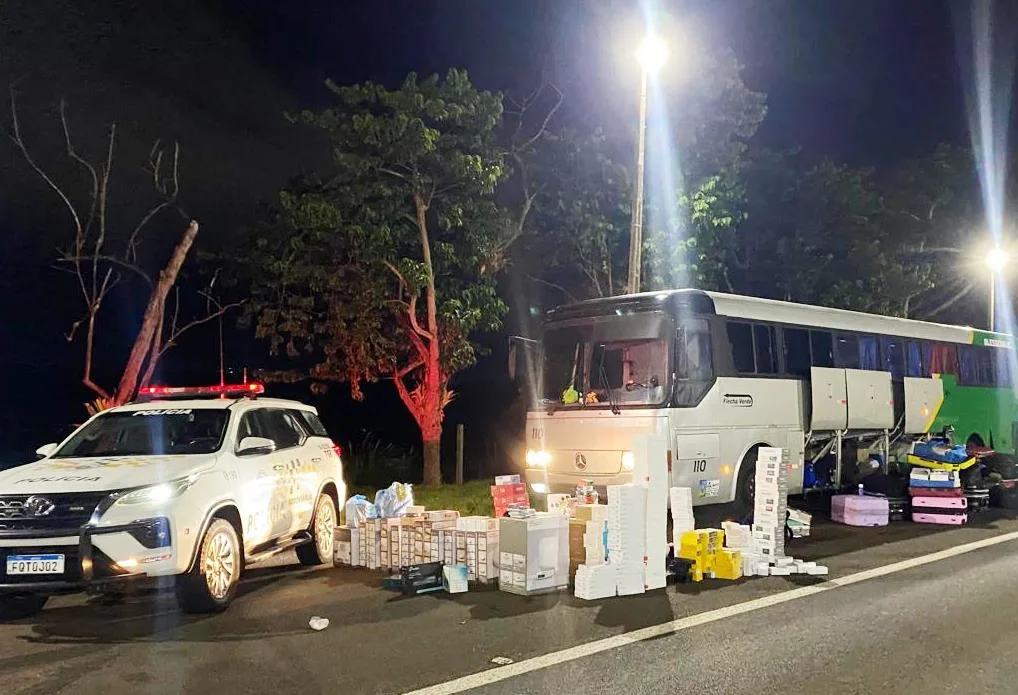 Polícia Rodoviária flagra crack em Assis e eletrônicos em Ourinhos