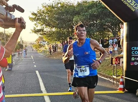 Atleta de Marília comemora 60 anos com 'super treino' de 24km