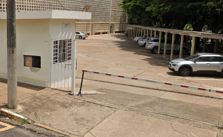 Juiz aceita denúncia mas liberta acusada de atacar instrutor com soda cáustica