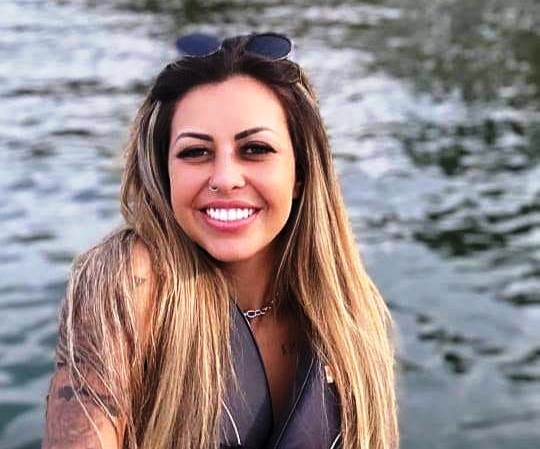 Maria Giovana Sichciopi, 28, descansa com mensagens de luto e homenagens