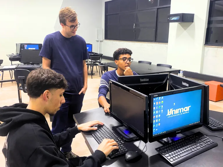 Curso de Inteligência Artificial da Unimar garante empregabilidade a alunos