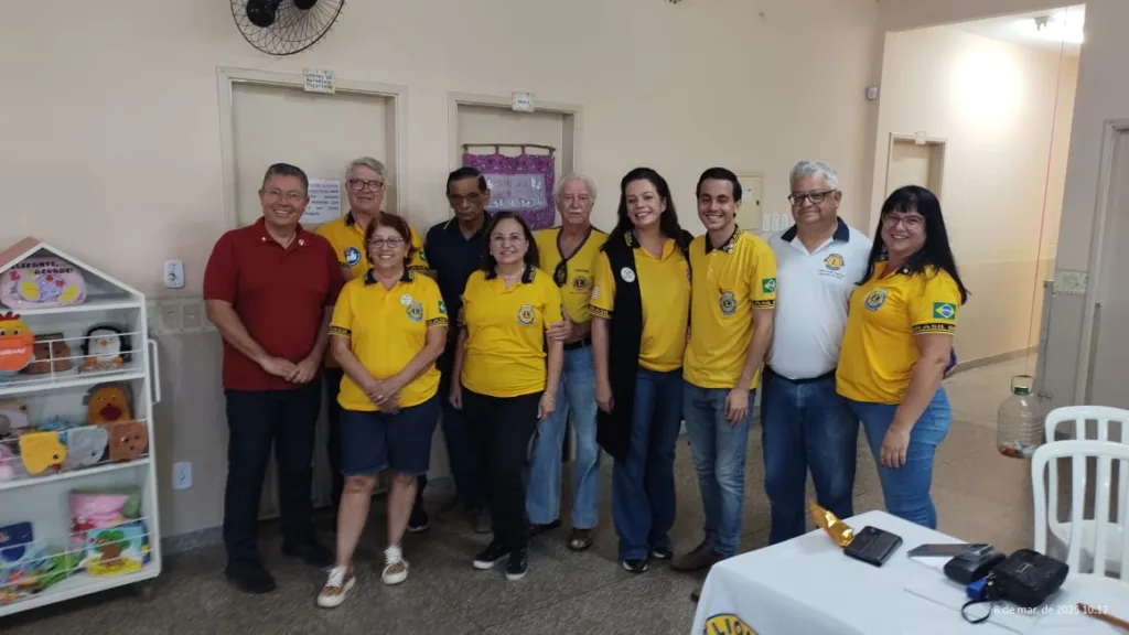 Projeto refloresta área em Marília e protege nascente