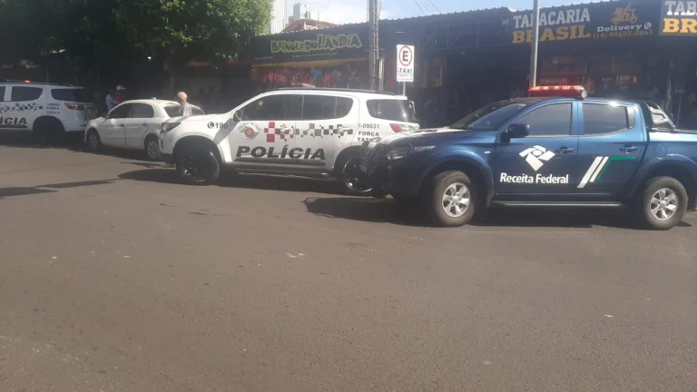 Operação da Receita faz busca e apreensões no camelódromo