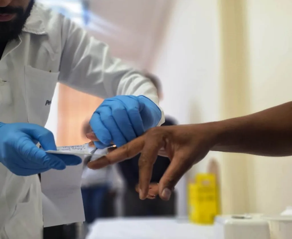 Mutirão para exames de paternidade atende 180 famílias em Marília