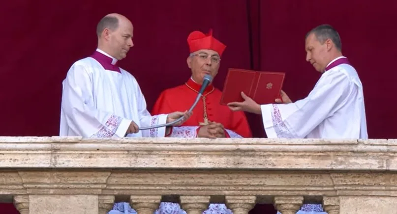 Cardeal Robert Prevost, dos Estados Unidos é novo Papa: Leão 14