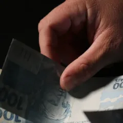 Orçamento para 2026 prevê salário mínimo de R$ 1.631