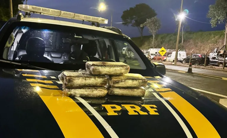 PRF apreende cocaína no tanque de carro em Marília