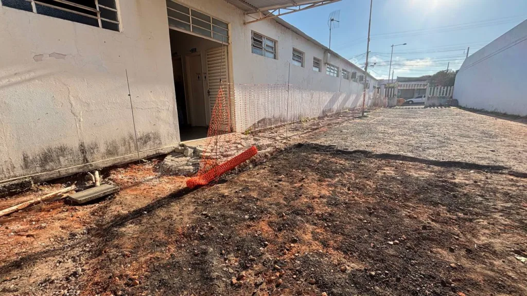 Policlínica da zona oeste terá reforma em pacote de obras na saúde
