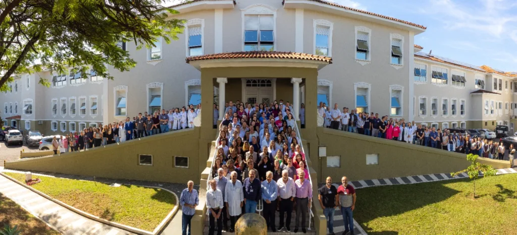 Comunicação em Libras inova e muda atendimento na Santa Casa