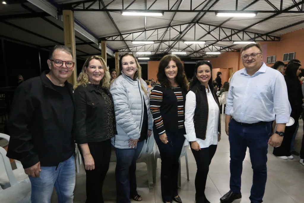 Paródias e canções inovam aprendizado em Direito na Unimar
