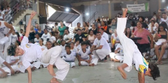 Secretaria abre nova turma e polo de capoeira