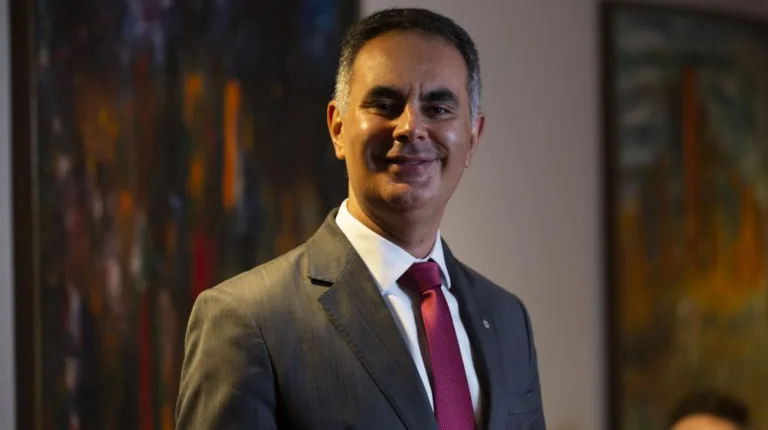 Auditor fiscal explica Reforma Tributária em eventos com ação social