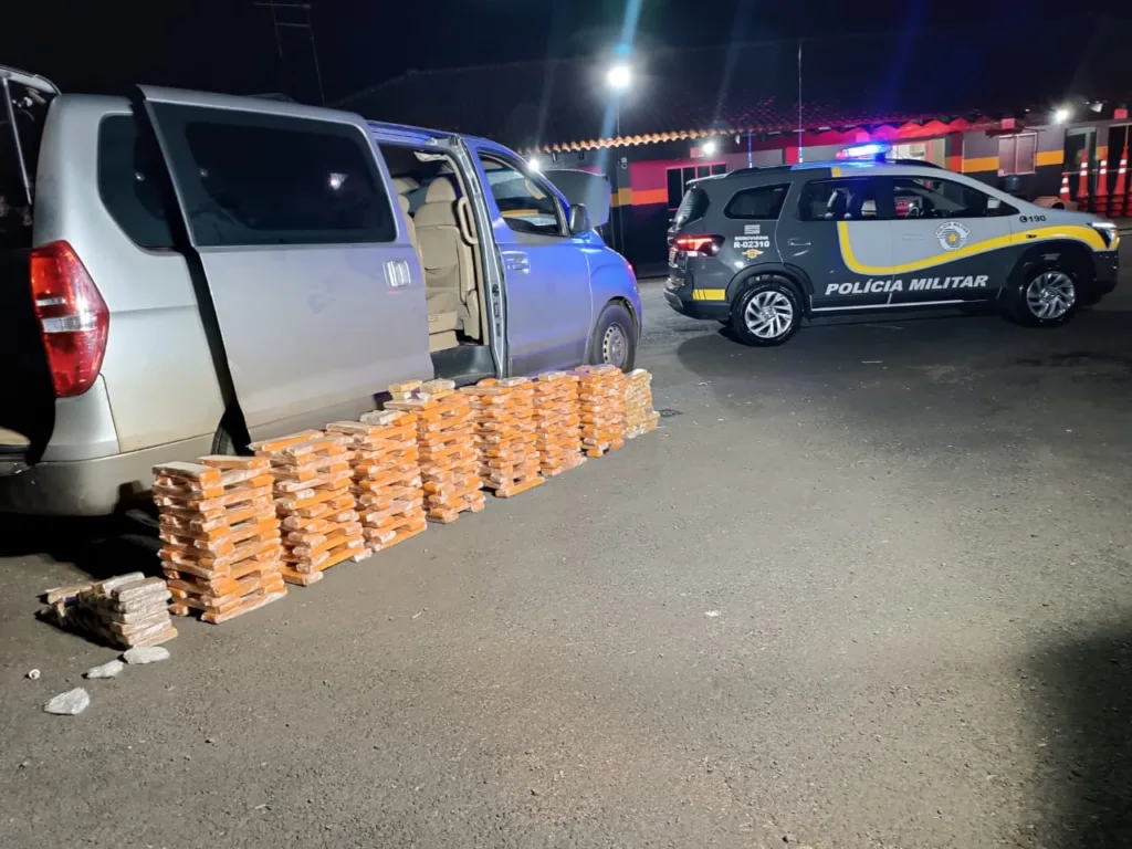 Casal do Paraguai é preso com 190kg de maconha em Palmital