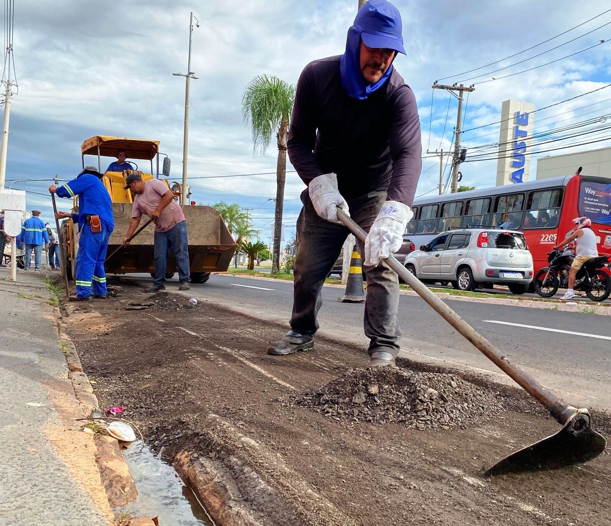 Balanço de obras na Codemar mostra 44,1 mil metros de pavimentação no ano
