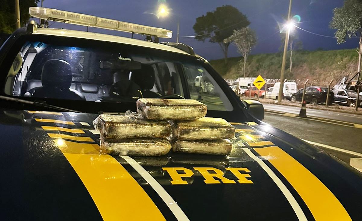 PRF apreende cocaína no tanque de carro em Marília