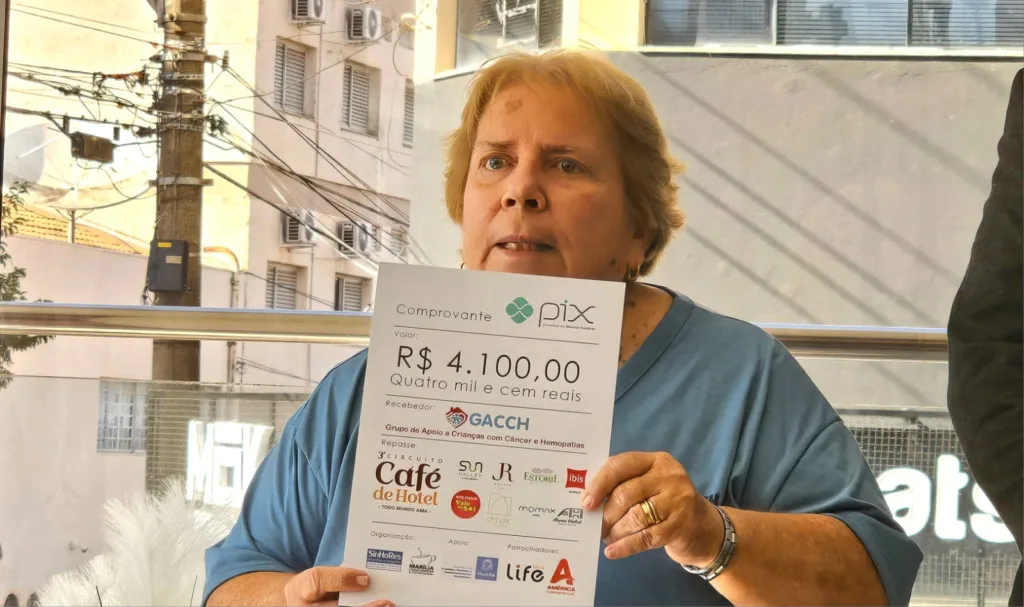 Circuito Café de Hotel ganha público e faz repasse social