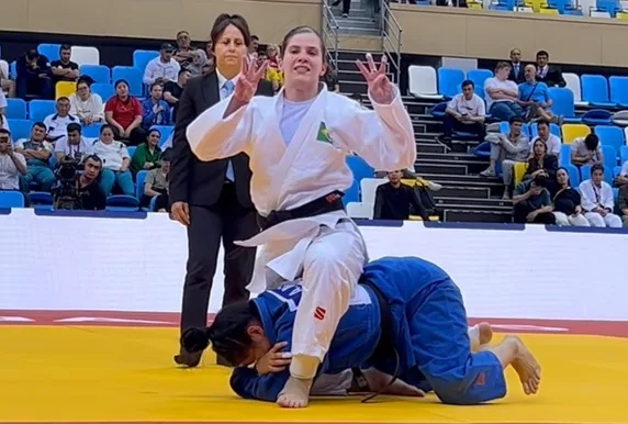 Alana Maldonado é tricampeã mundial de judô