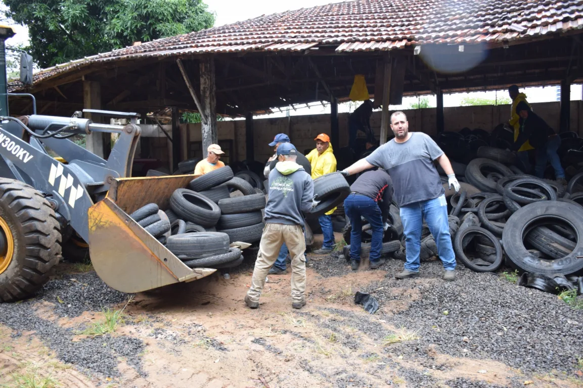 Meio Ambiente promove descarte regular de nove toneladas de pneus
