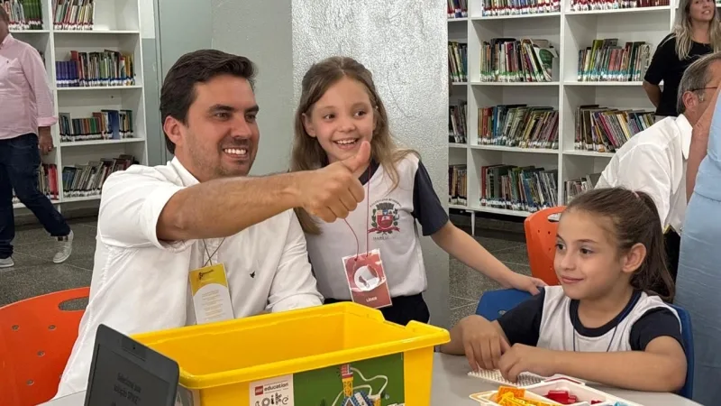 Emefs ganham prêmio do Estado e homenagens em Marília