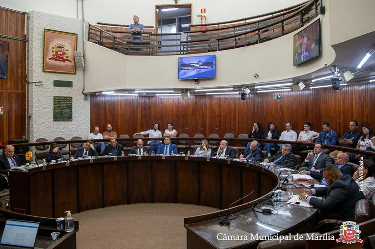 Câmara cria comissão para nova concessão de transporte
