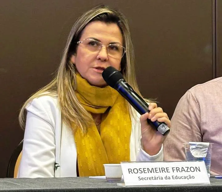Vinícius reúne assessores e anuncia investimentos em Marília