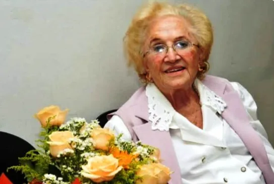Morre professora e historiadora Rosalina Tanuri, 94