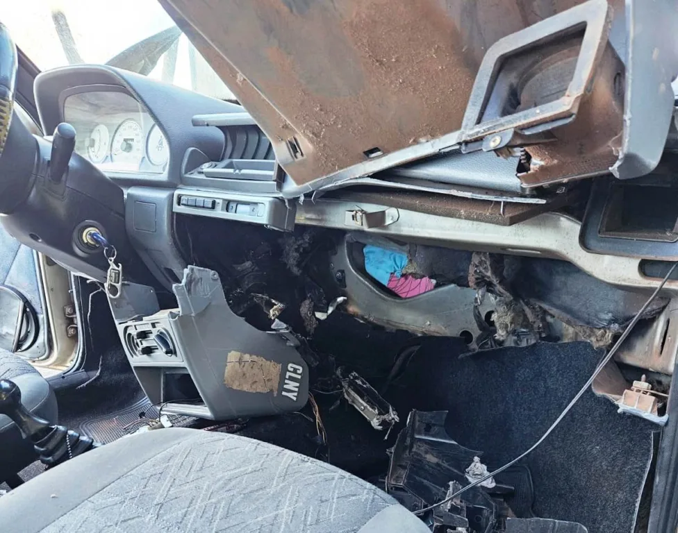 PRF apreende 8kg de maconha em painel de carro na BR-153