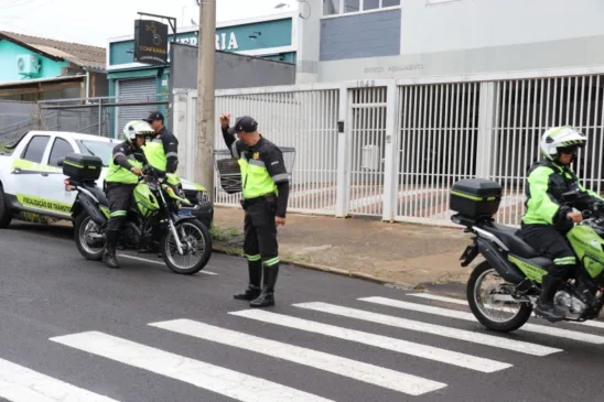 Obras vão interditar avenidas e impactar trânsito no feriado