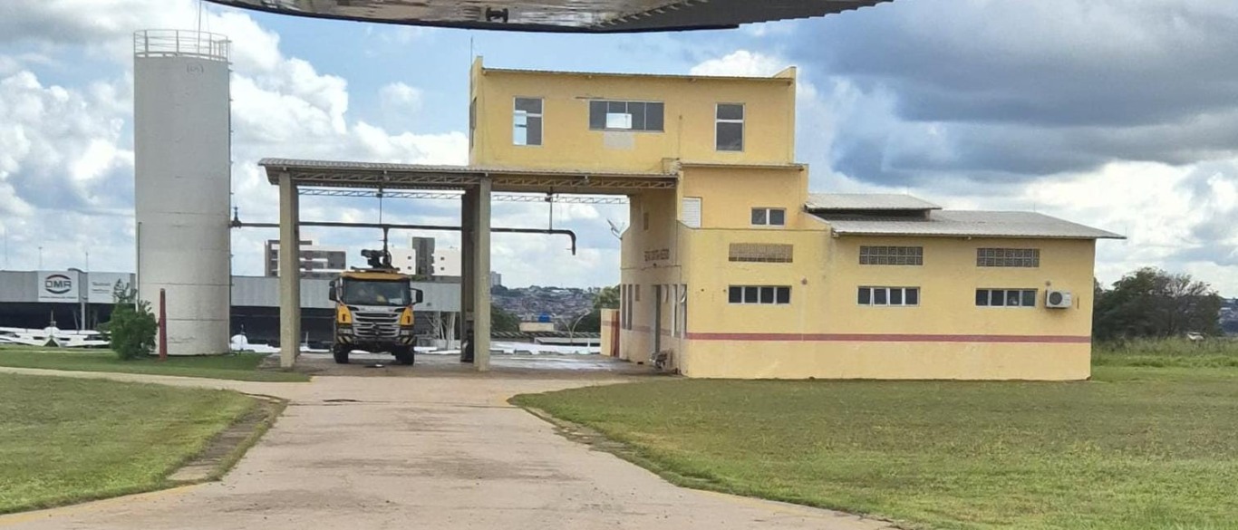 Aeroclube condena fim de serviço e acusa 'risco iminente' no aeroporto