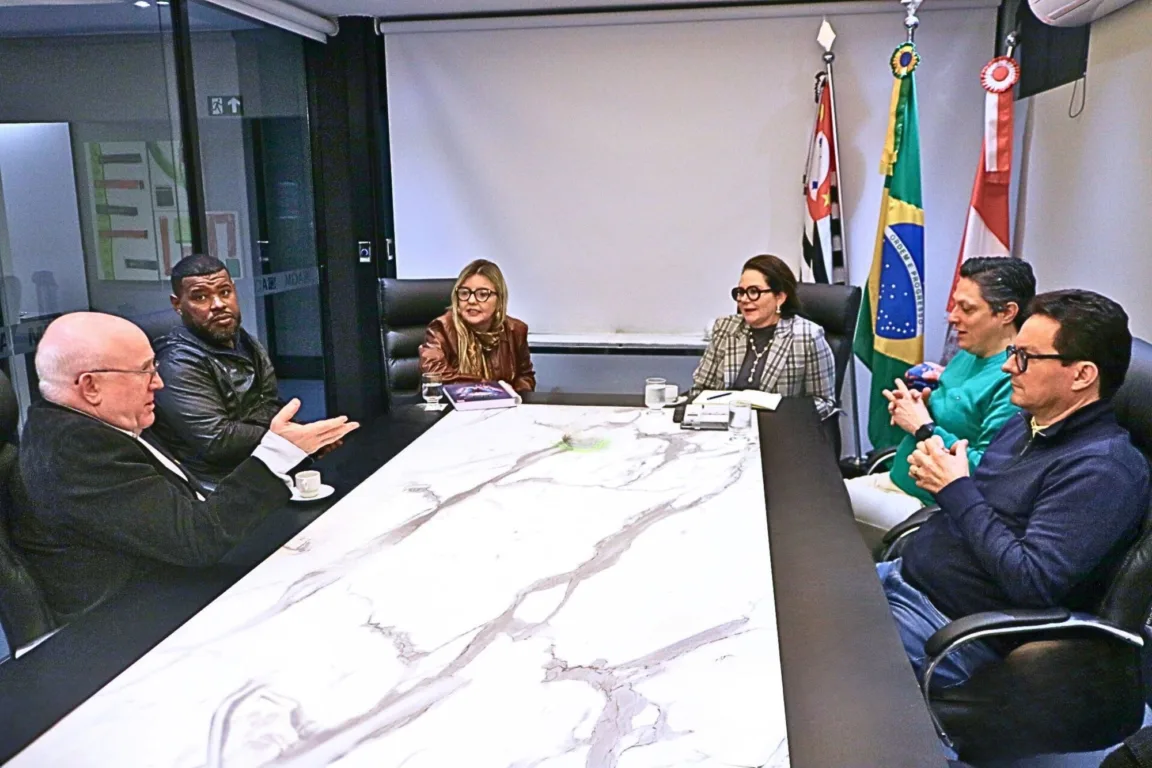 Acim e Cultura discutem organização do Nata Iluminado
