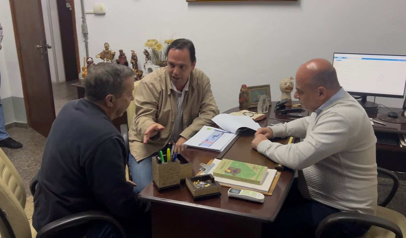 Projeto leva universidade para suporte a produtores rurais em Marília