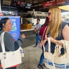 Procon entrega sacolas retornáveis e incentiva lei ambiental em Marília