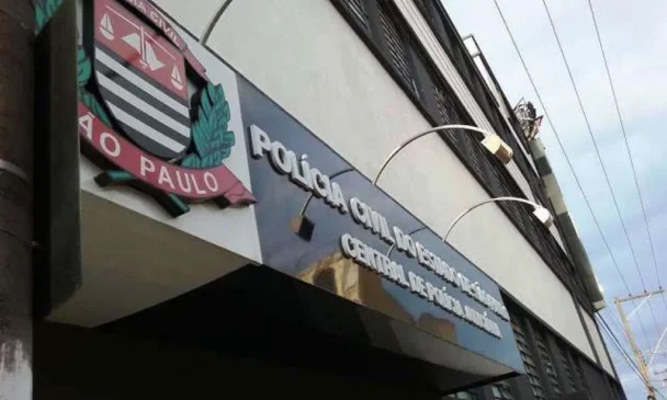 Bando furta R$ 10 mil em roupas infantis de loja no Centro de Marília