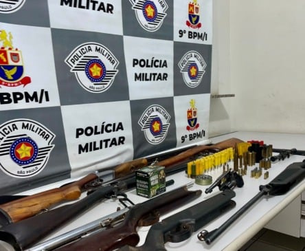 PM prende três, esclarece sequestro e apreende arsenal em Marília