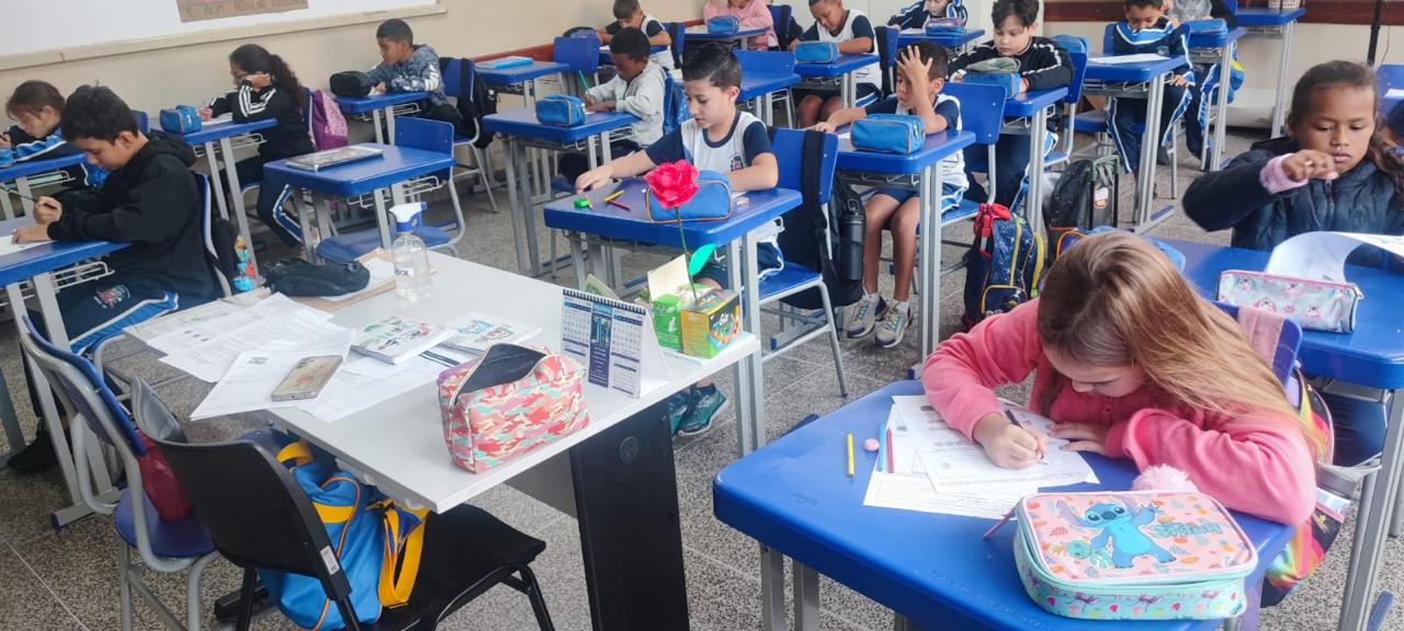 Volta às aulas mobiliza 21 mil alunos na rede municipal de Marília